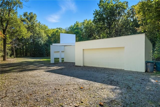 3191 Mercer Road, Neshannock Twp, PA 16105