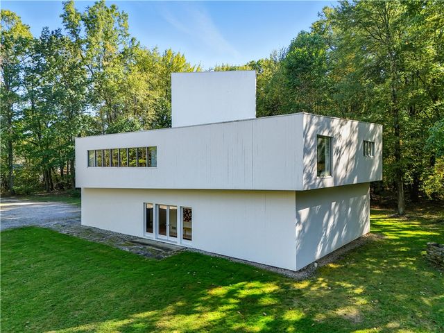 3191 Mercer Road, Neshannock Twp, PA 16105