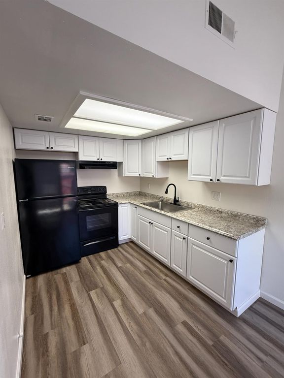 5965 E Shields Avenue # 149, Fresno, CA 93727