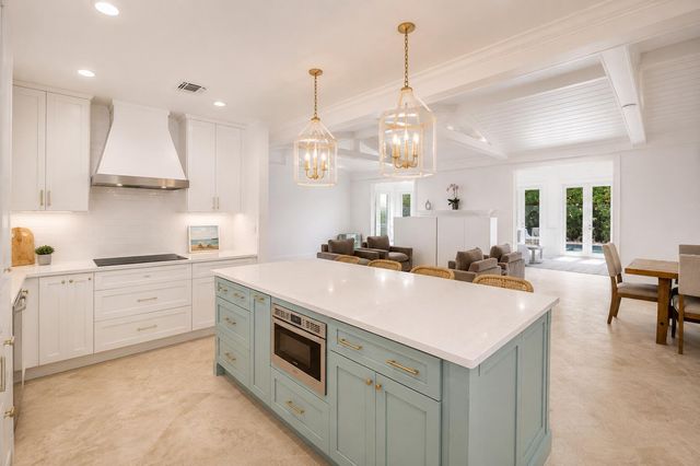 5555 N Ocean Boulevard, Ocean Ridge, FL 33435