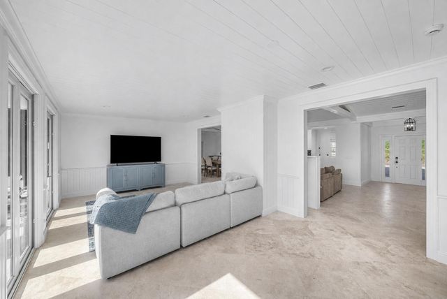 5555 N Ocean Boulevard, Ocean Ridge, FL 33435
