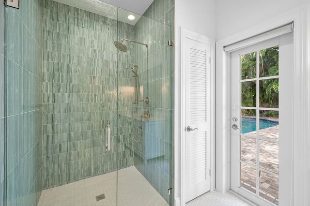 5555 N Ocean Boulevard, Ocean Ridge, FL 33435