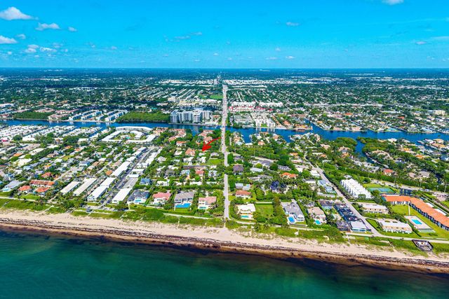 5555 N Ocean Boulevard, Ocean Ridge, FL 33435