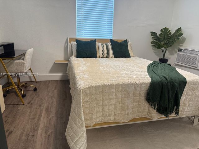 7928 Harding Avenue 2, Miami Beach, FL 33141