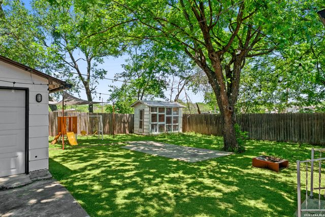 709 WAVERLY AVE, San Antonio, TX 78201