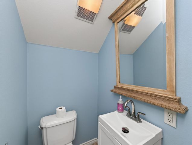 108 E 46th ST, Austin, TX 78751