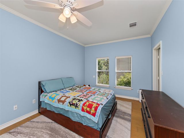 108 E 46th ST, Austin, TX 78751