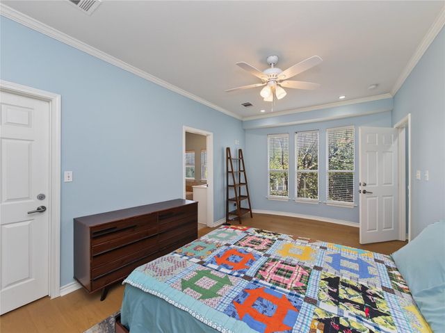 108 E 46th ST, Austin, TX 78751