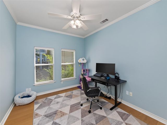108 E 46th ST, Austin, TX 78751