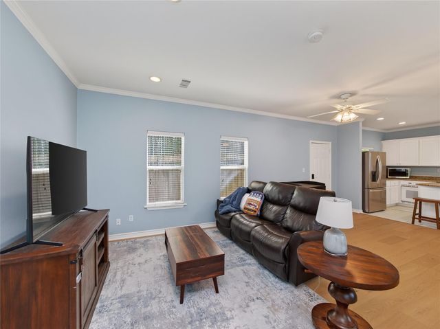 108 E 46th ST, Austin, TX 78751