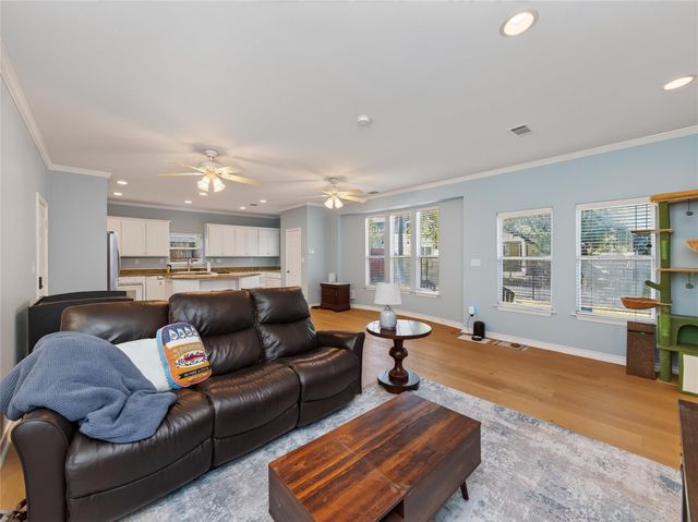 108 E 46th ST, Austin, TX 78751