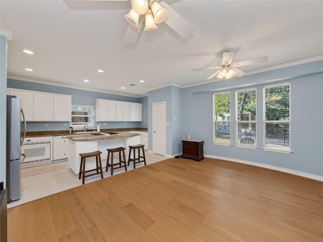 108 E 46th ST, Austin, TX 78751
