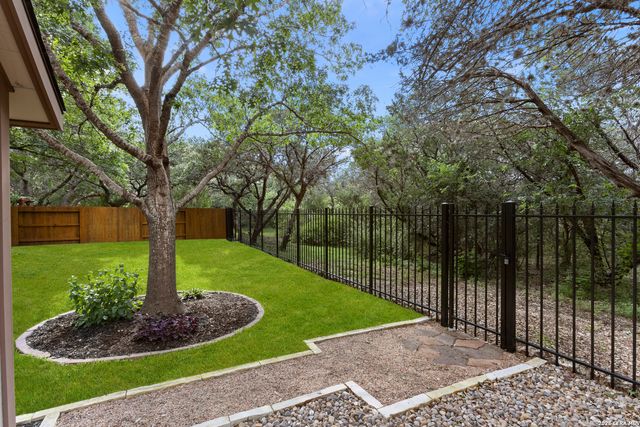 1319 Belclaire, San Antonio, TX 78258