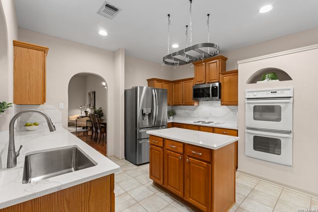 1319 Belclaire, San Antonio, TX 78258