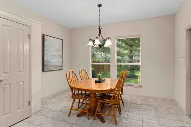 1319 Belclaire, San Antonio, TX 78258