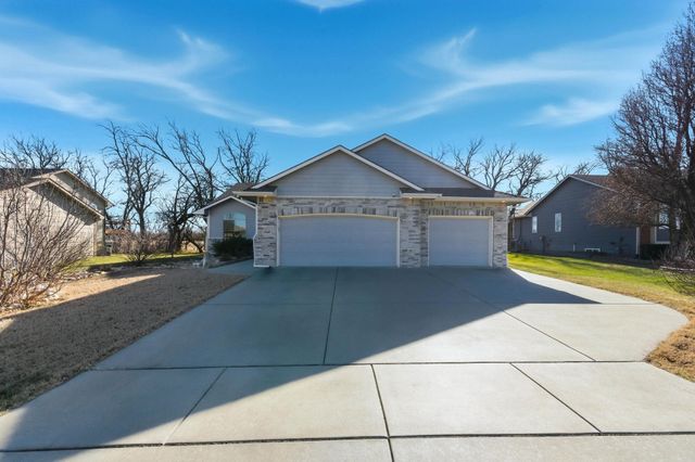 15609 E Rosewood St, Wichita, KS 67230