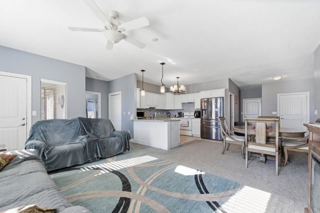 15609 E Rosewood St, Wichita, KS 67230