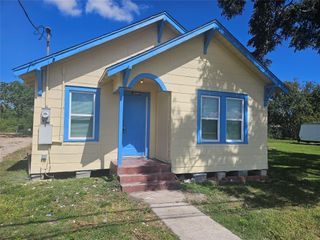 4304 Fm 1765, Texas City, TX 77591