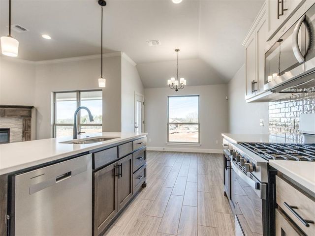 4141 Overlook Pass, Edmond, OK 73025