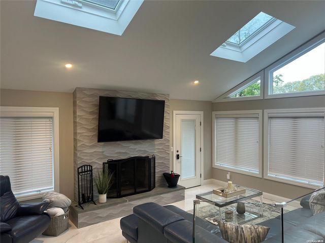 3655 Pequash Avenue, Cutchogue, NY 11935