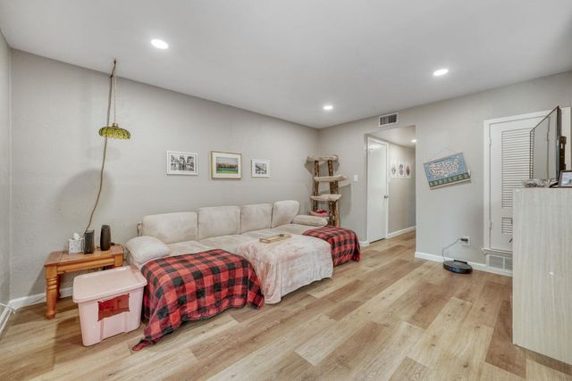 819 Sahara Ave, Austin, TX 78745