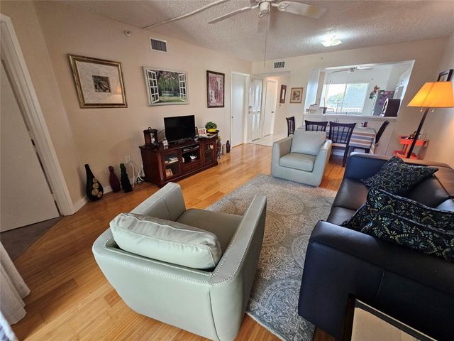 9525 Weldon Circle 410, Tamarac, FL 33321