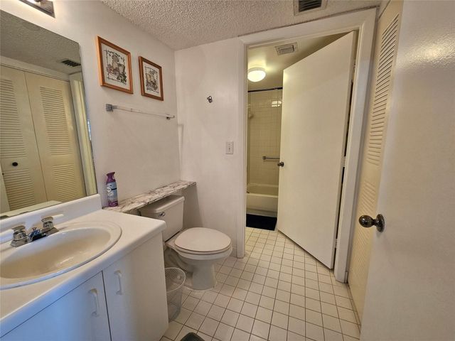 9525 Weldon Circle 410, Tamarac, FL 33321