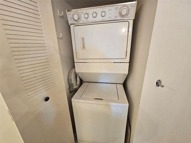 9525 Weldon Circle 410, Tamarac, FL 33321