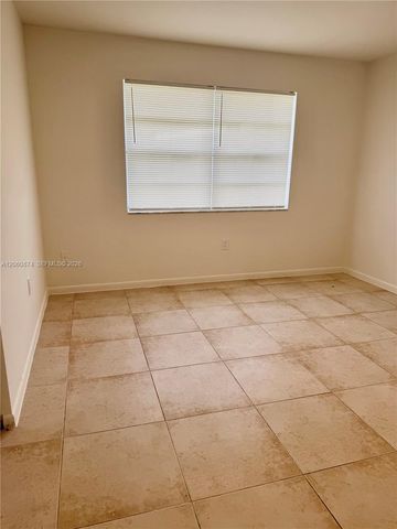 4073 SW 52nd St 1-2, Dania Beach, FL 33314