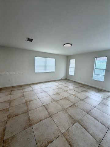 4073 SW 52nd St 1-2, Dania Beach, FL 33314