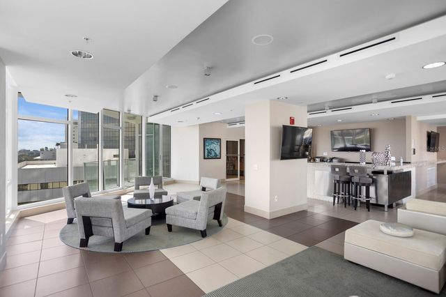 175 1ST STREET S 504, St Petersburg, FL 33701