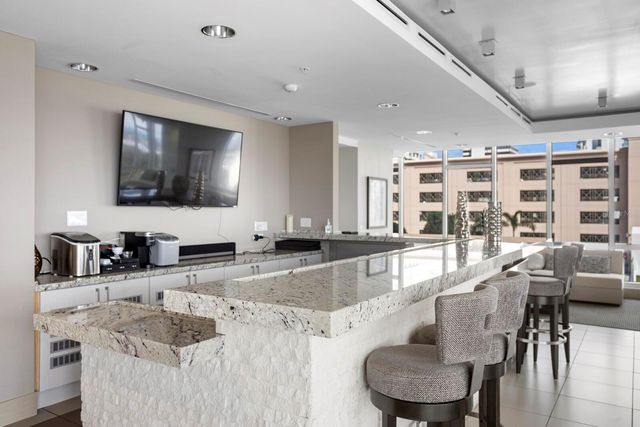 175 1ST STREET S 504, St Petersburg, FL 33701