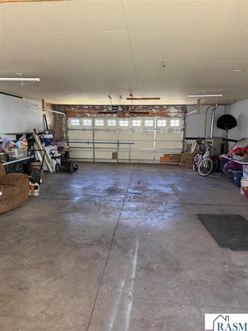 726 South Avenue, North Mankato, MN 56003