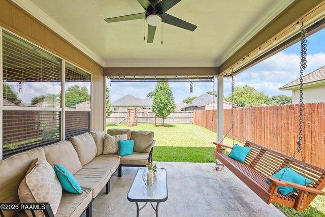 111 Silver Glen Drive, Scott, LA 70583
