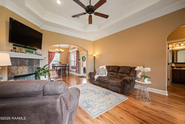 111 Silver Glen Drive, Scott, LA 70583