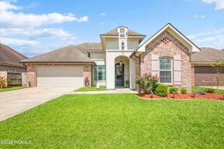 111 Silver Glen Drive, Scott, LA 70583