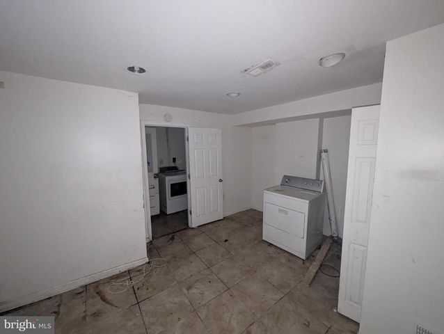 3602 CHESTERFIELD AVE, Baltimore, MD 21213