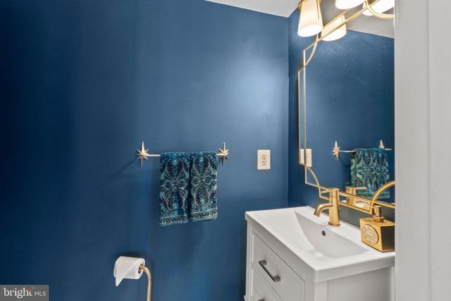 3786 ELMWOOD TOWNE WAY, Alexandria, VA 22303