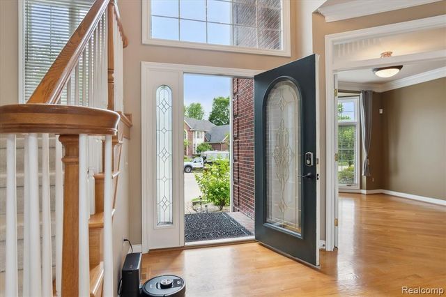 2632 Hawthorne Drive, Shelby Twp, MI 48316