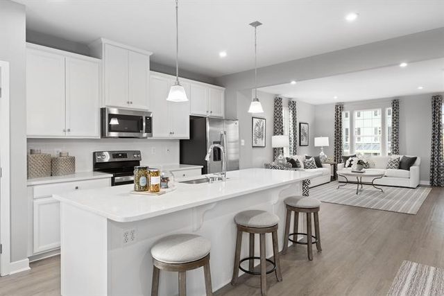 200 Yellowwood Court, South Strabane, PA 15301