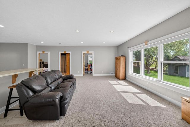 801 Nordic View, Mount Horeb, WI 53572