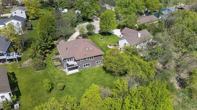 801 Nordic View, Mount Horeb, WI 53572