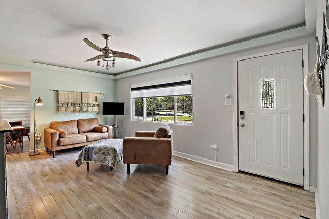 210 86th PLACE, Pleasant Prairie, WI 53158