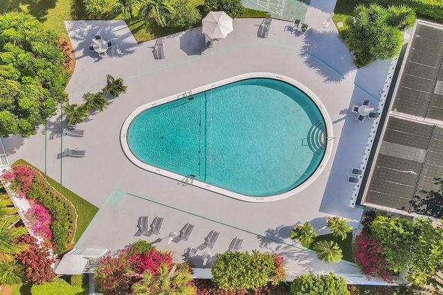 2840 N Ocean Boulevard 507, Fort Lauderdale, FL 33308