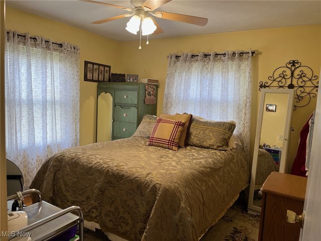 4041 Fairlawn Heights Drive SE, Warren, OH 44484