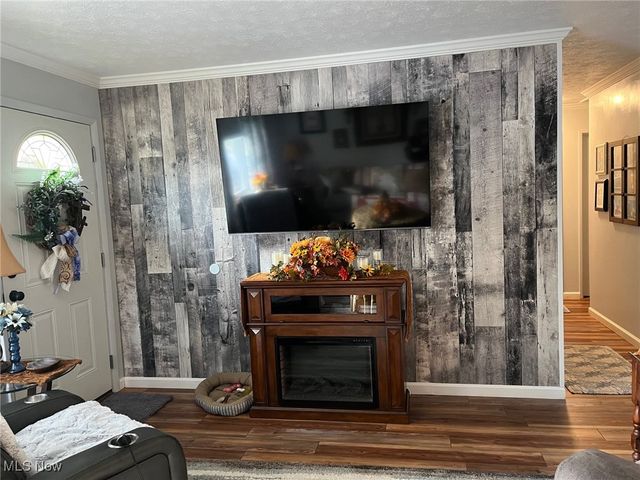 4041 Fairlawn Heights Drive SE, Warren, OH 44484