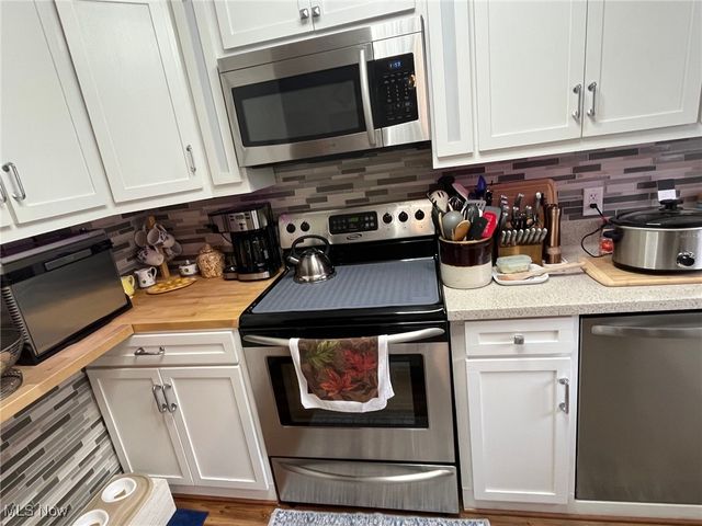 4041 Fairlawn Heights Drive SE, Warren, OH 44484