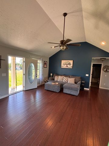 1288 Mount Olive Rd, Westmoreland, TN 37186