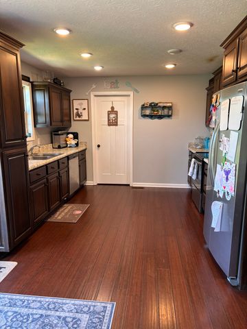 1288 Mount Olive Rd, Westmoreland, TN 37186