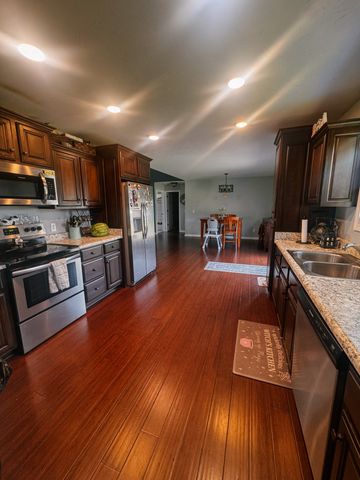 1288 Mount Olive Rd, Westmoreland, TN 37186
